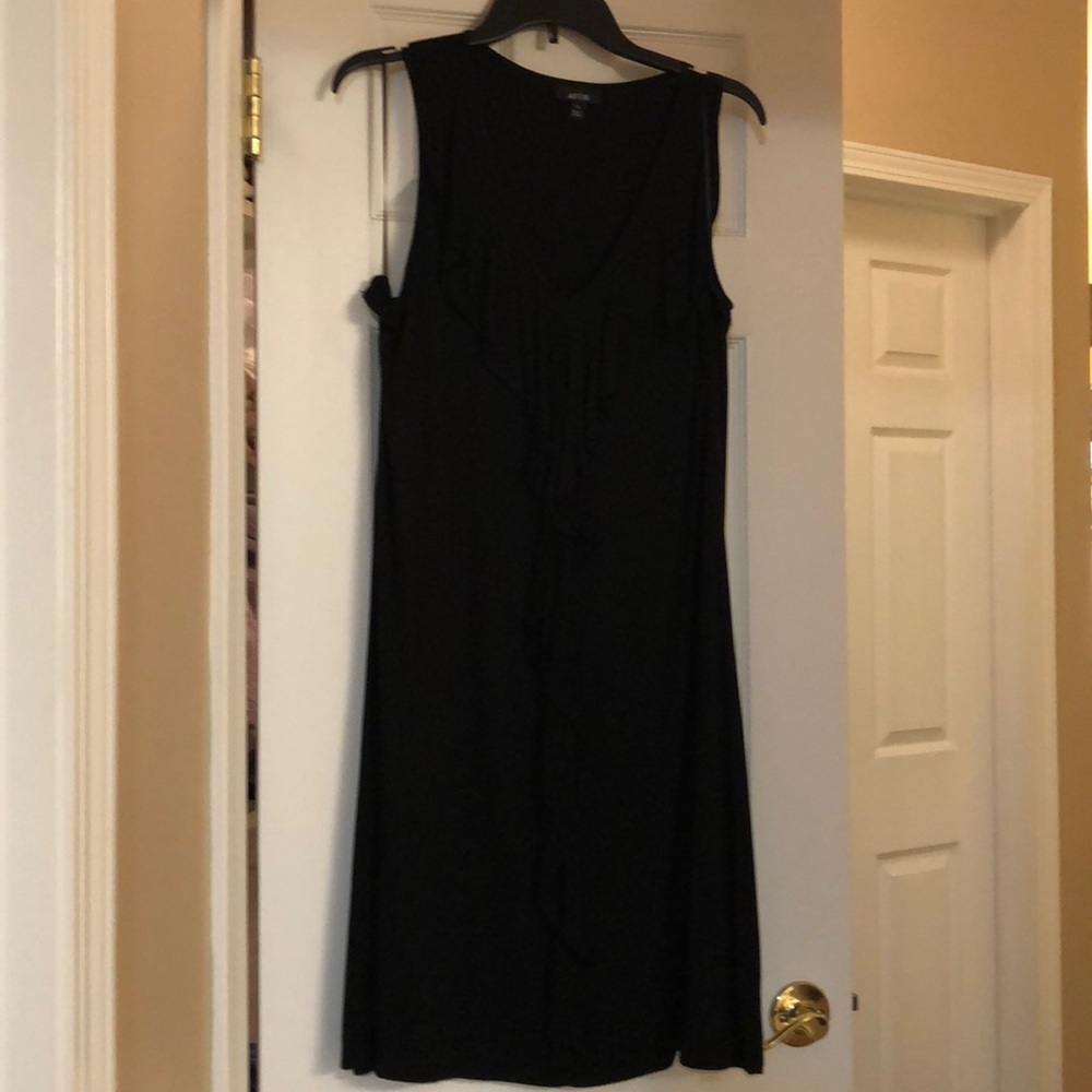 Black ruffled shift dress size xl